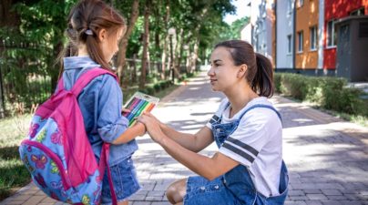 200 postes de babysitters pour la rentrée