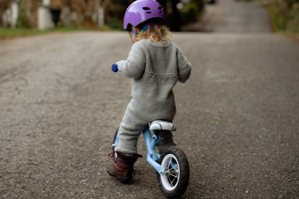 Apprendre à un enfant à faire du vélo en région lyonnaise : nos conseils