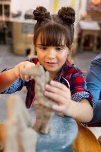 activités halloween enfant monstres argile